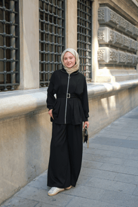 Pile Detaylı Tokalı Takım Siyah