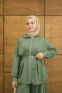 Pile Detaylı Tokalı Takım Yeşil