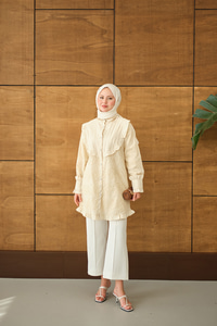 Pile Ve Brode Detay Gömlek Krem