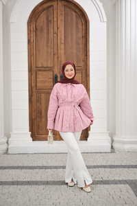 Pileli Gizli Düğmeli Çizgili Gömlek Pembe