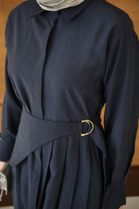 Pileli Kemer Bağlamalı Boydan Düğmeli Elbise Lacivert