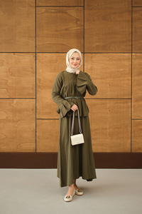 Pileli Kemer Bağlamalı Etekli Takım Haki Yeşil