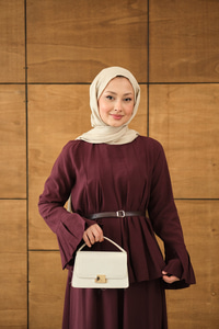 Pileli Kemer Bağlamalı Etekli Takım Mürdüm