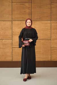 Pileli Kemer Bağlamalı Etekli Takım Siyah