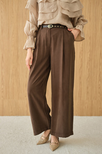 Pileli Kemerli Pantolon Kahverengi