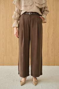 Pileli Kemerli Pantolon Kahverengi