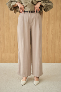 Pileli Kemerli Pantolon Krem