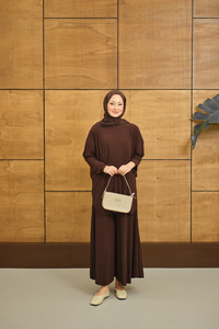 PILISE DETAYLI TAKIM Acı Kahve