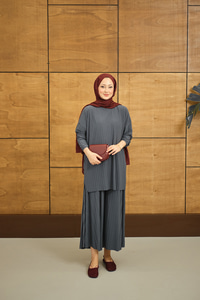 PILISE DETAYLI TAKIM Gri