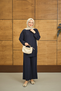 PILISE DETAYLI TAKIM Lacivert