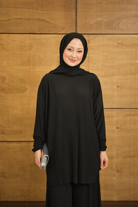 PILISE DETAYLI TAKIM Siyah