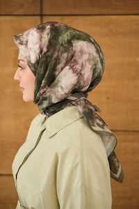 Prizma Çiçek Desen Eşarp Haki Yeşil