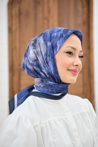 Prizma Çiçek Desen Eşarp Lacivert