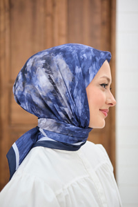 Prizma Çiçek Desen Eşarp Lacivert