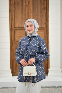 Puantiyeli Tül Detay Bel Bağlamalı Gömlek Mavi