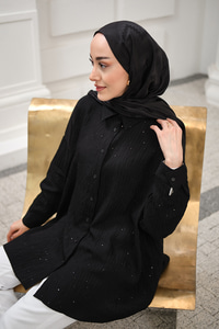 Pul Detaylı Kendinden Desen Gömlek Siyah