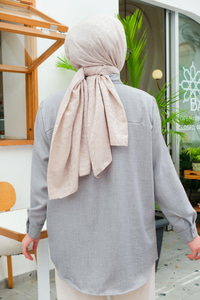 Pul İşlemeli Gömlek Gri