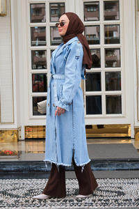Püskül Detay Bel Bağlamalı Trençkot Buz Mavi