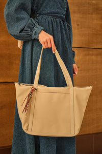 Püskül Detay Çanta Bej