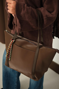 Püskül Detay Çanta Kahverengi