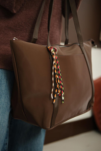 Püskül Detay Çanta Kahverengi