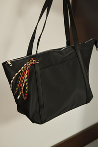 Püskül Detay Çanta Siyah