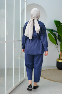 Püskül Detay Süet Takım Lacivert