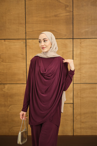 Regular Sıfır Yaka Arka Kesik Detay Takım Mürdüm