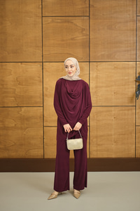 Regular Sıfır Yaka Arka Kesik Detay Takım Mürdüm