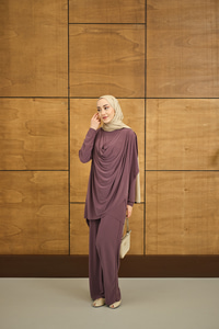 Regular Sıfır Yaka Arka Kesik Detay Takım Gül Kurusu