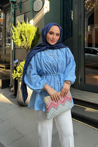 Robadan Büzgü Detaylı Balon Kol Gömlek Mavi