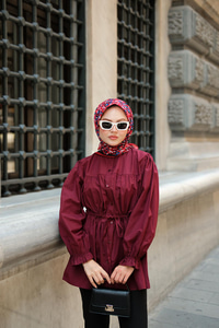 Robadan Büzgü Detaylı Balon Kol Gömlek Bordo