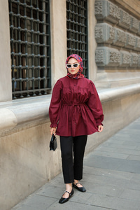 Robadan Büzgü Detaylı Balon Kol Gömlek Bordo