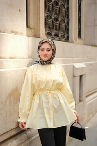 Robadan Büzgü Detaylı Balon Kol Gömlek Sarı