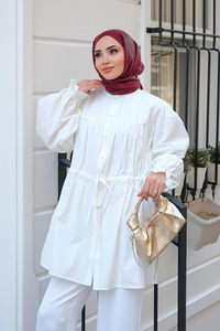 Robadan Büzgü Detaylı Balon Kol Gömlek Beyaz