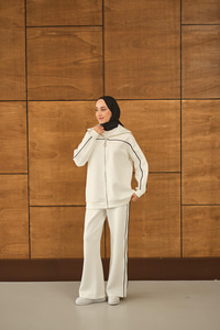 Robası Biyeli Takım Beyaz