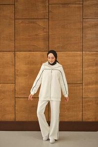 Robası Biyeli Takım Beyaz