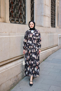 Rose Desenli Elbise Siyah