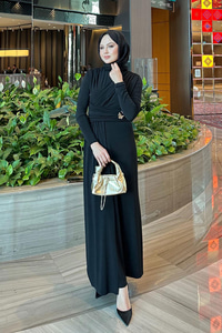 Rosey Bronşlu Elbise Siyah