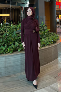 Rosey Broşlu Elbise Bordo