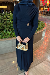 Rosey Broşlu Elbise Lacivert