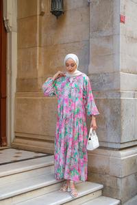 Şakayık Desenli Elbise Fuşya