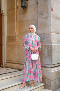 Şakayık Desenli Elbise Fuşya