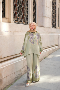 Sakura Desen İkili Takım Fıstık Yeşil