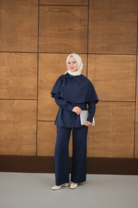 Şal Detay Bel Bağlamalı Gömlekli Takım Lacivert