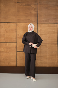 Şal Detay Bel Bağlamalı Gömlekli Takım Kahverengi