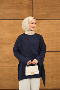 Şal Detay Yandan Bağlamalı Bluz Lacivert