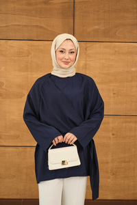 Şal Detay Yandan Bağlamalı Bluz Lacivert