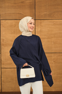 Şal Detay Yandan Bağlamalı Bluz Lacivert