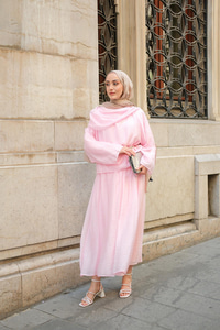 Şal Yaka Tensel Takım Pudra